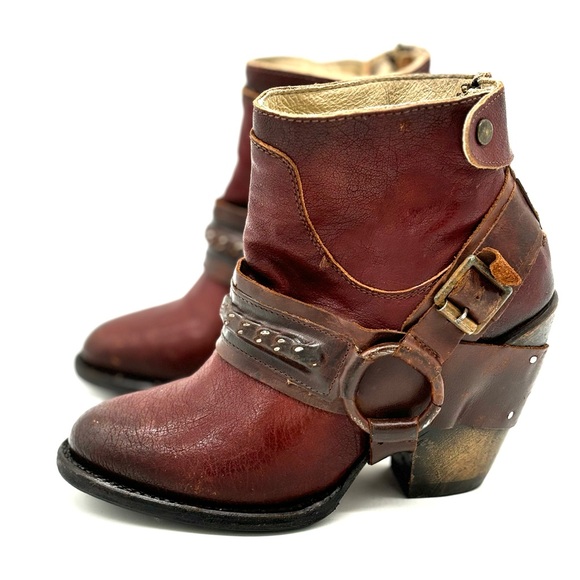 Freebird by Steven Elpso Rustic Burgundy Ankle Boots - Picture 2 of 13